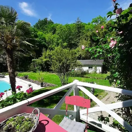 La Rive D O Bed & Breakfast *