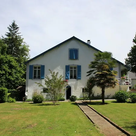 La Rive D O Bed & Breakfast *